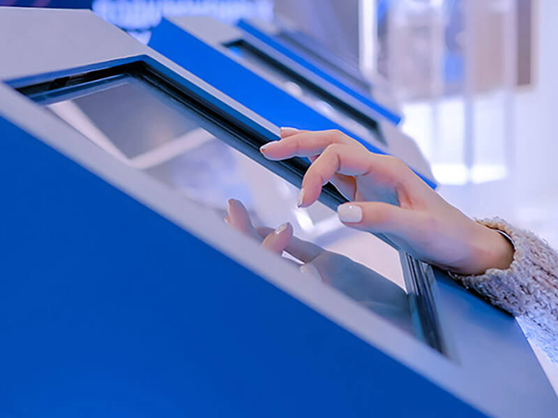 Touchscreen-Digital-Signage-Rentals